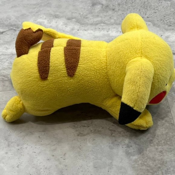 Pokemon Pikachu Sleeping Laying Plush Toy Stuffed Animal Tomy C - Picture 5 of 10